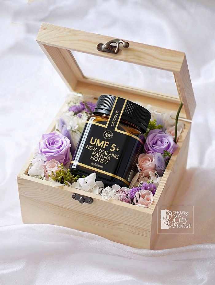 Tea Shop Organic Flower Box - Singapore Preserved Flowers